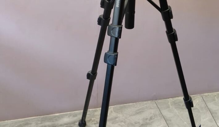Professional Camera & Mobile Tripod